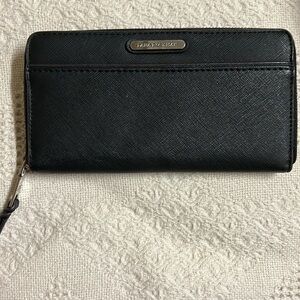 Dana Buchman Zip around Wallet